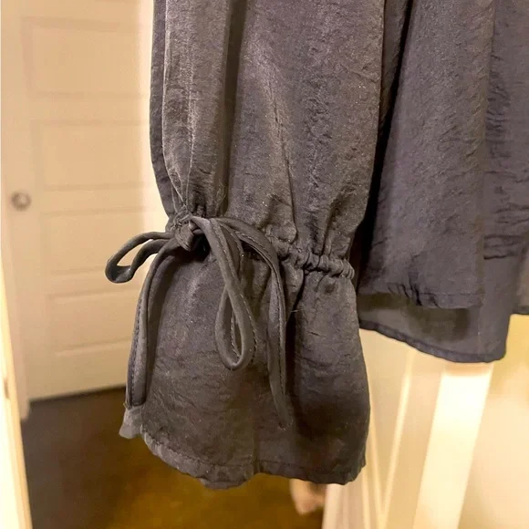 Black Top - Picture 3 of 3